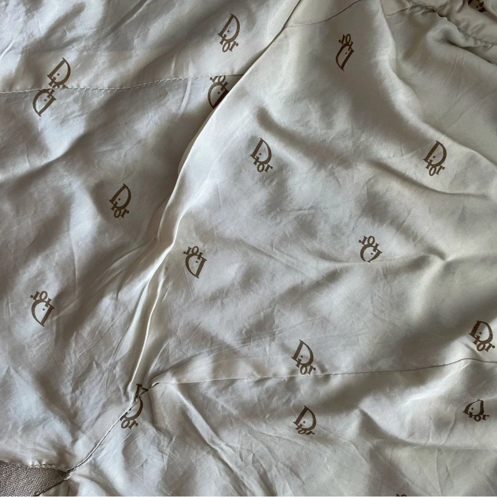 Christian dior tan blazer fabric with silk lining designer great condition